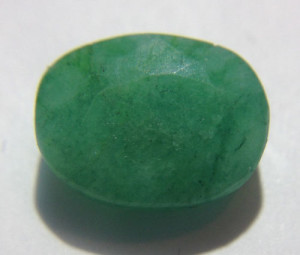 Ciri, Jenis, Dan Manfaat Batu Akik Emerald