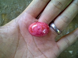 Batu Akik Borneo Muda Pink Yang Unik