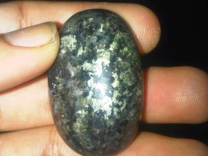 Inilah Batu Akik Labrador Papua